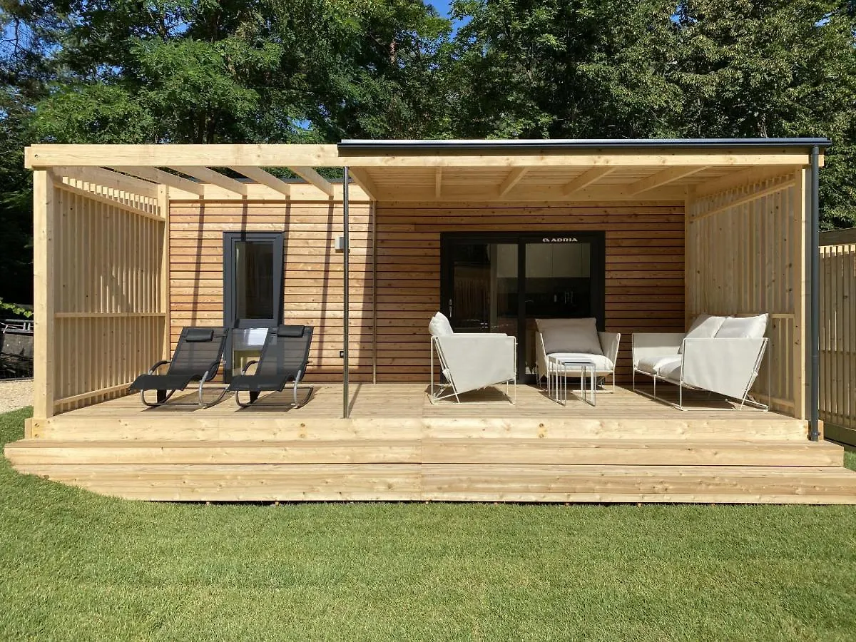 Glamping Resort Rio Vantone Crone Luxe tent